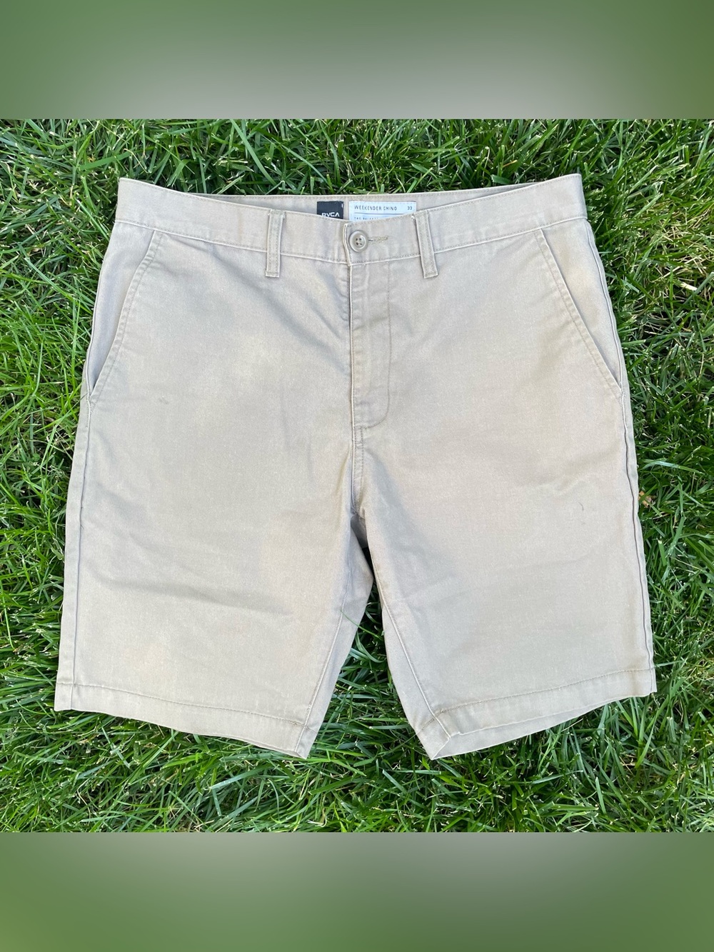 Tan/brown RVCA weekender chino shorts size 33